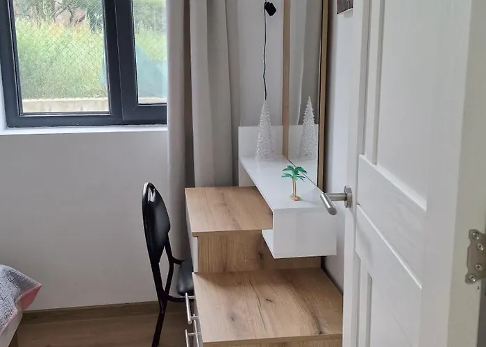 уютный Ray в варне Warna