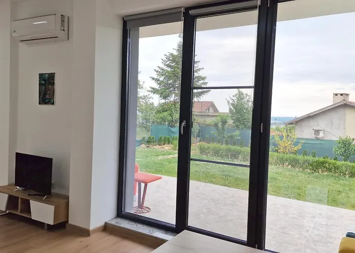 Ferienhaus уютный Ray в варне *